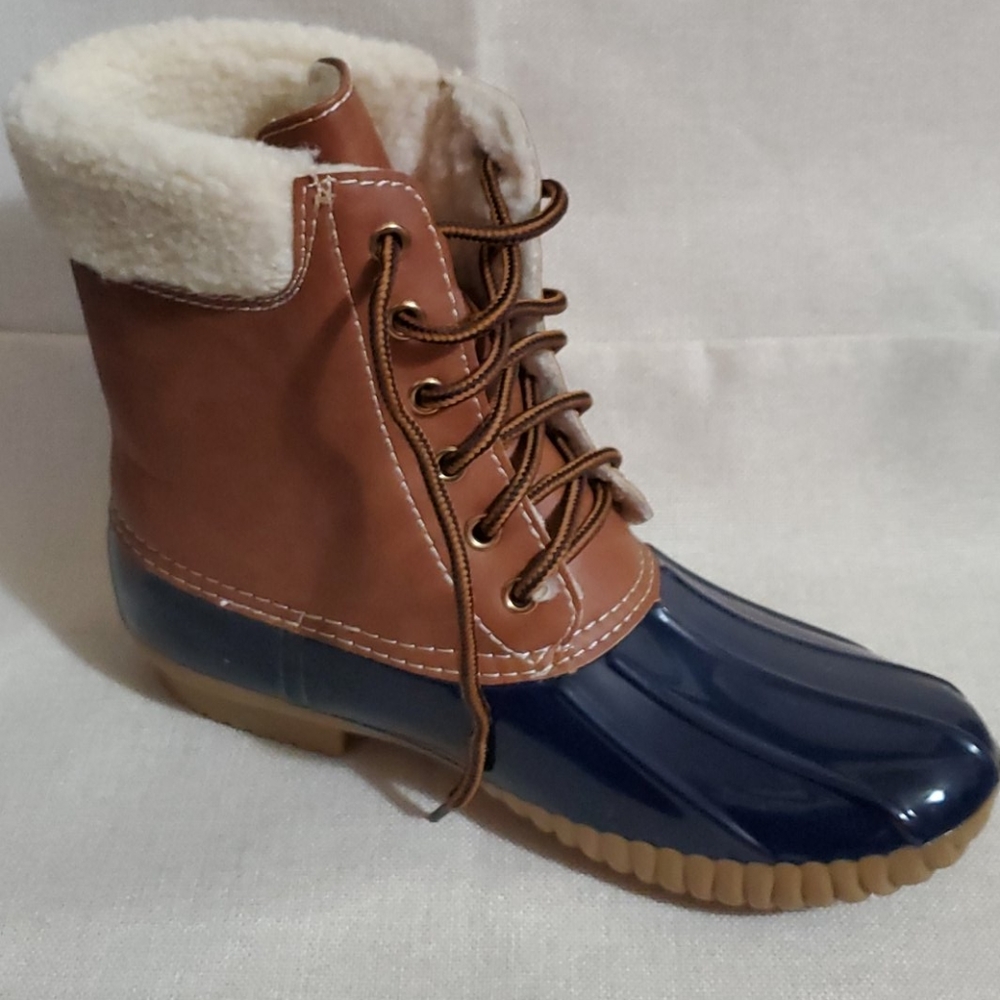 Adriana New York Navy Dylan Boots NWOT WS - Picture 2 of 13